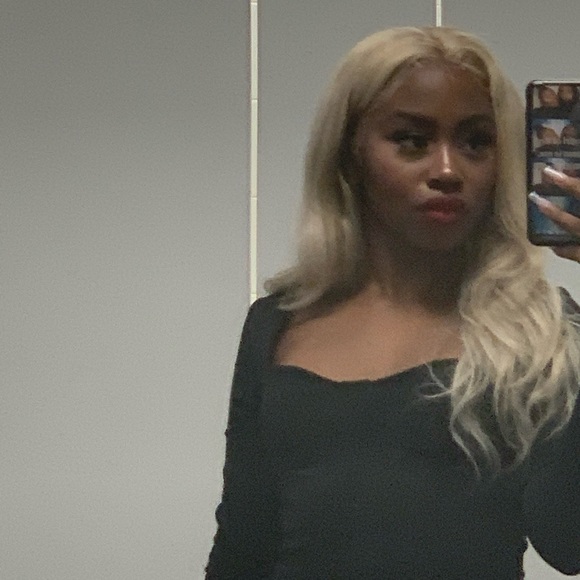 Meet your Posher, Antoinella - Picture 2 of 8